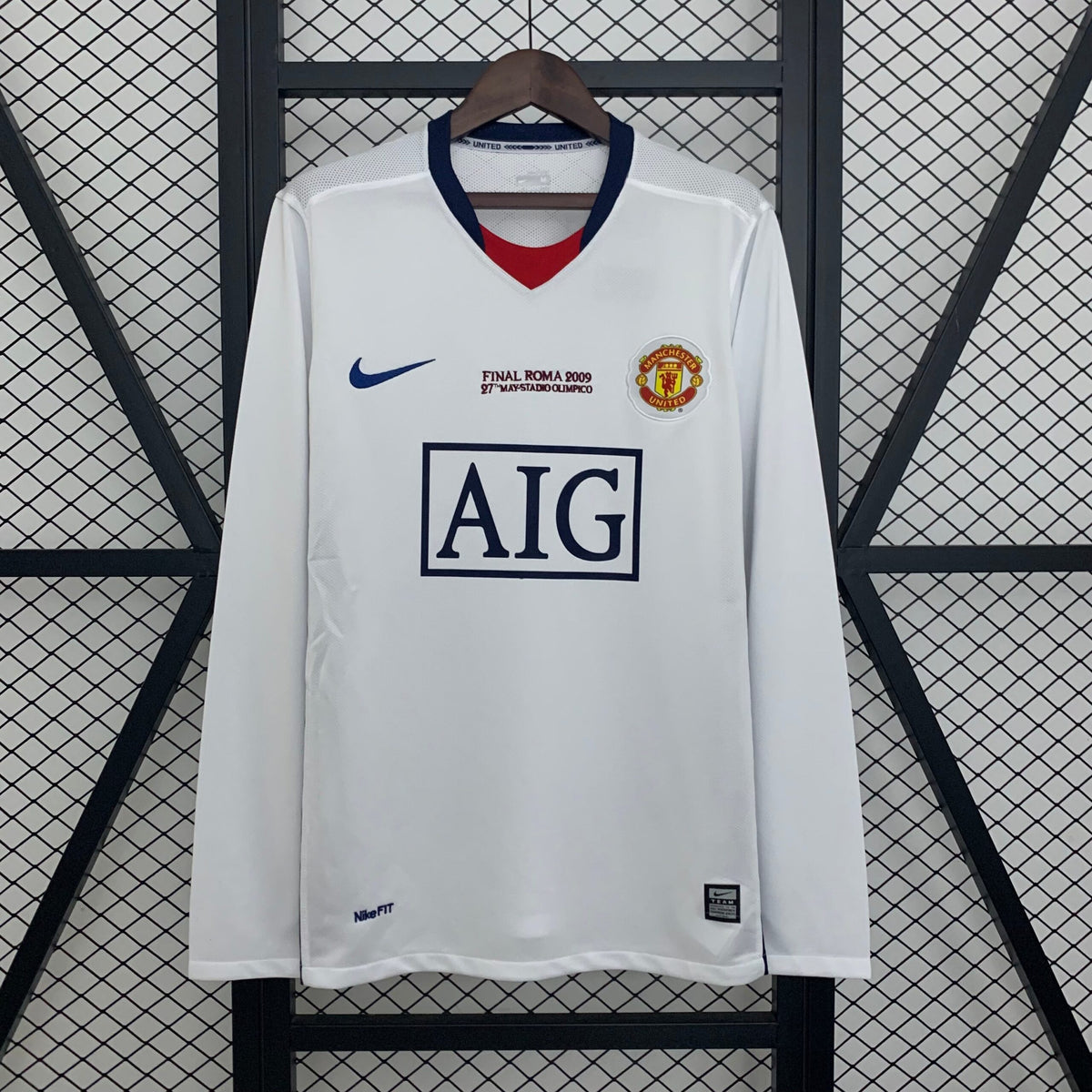 Retro Manchester United 08/09 Champions League Away Edition