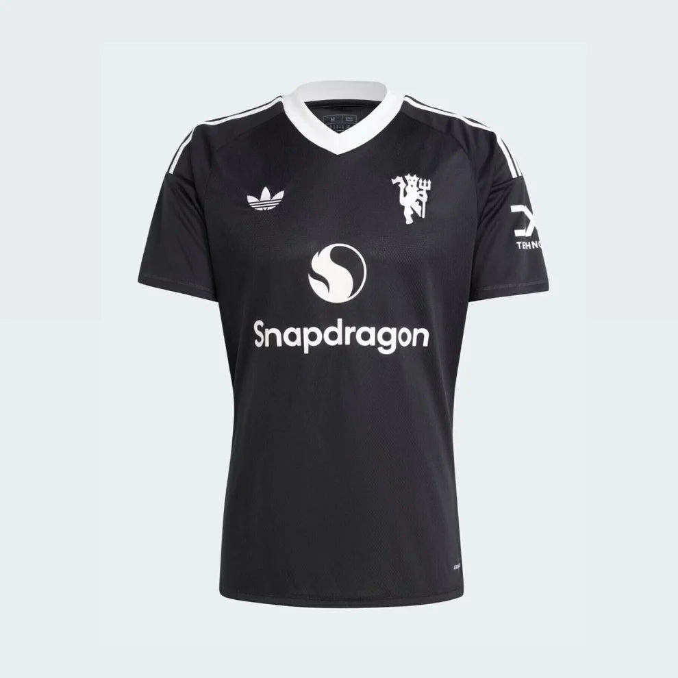 Manchester United Home 2026/27 Fan Version - Goalkeeper